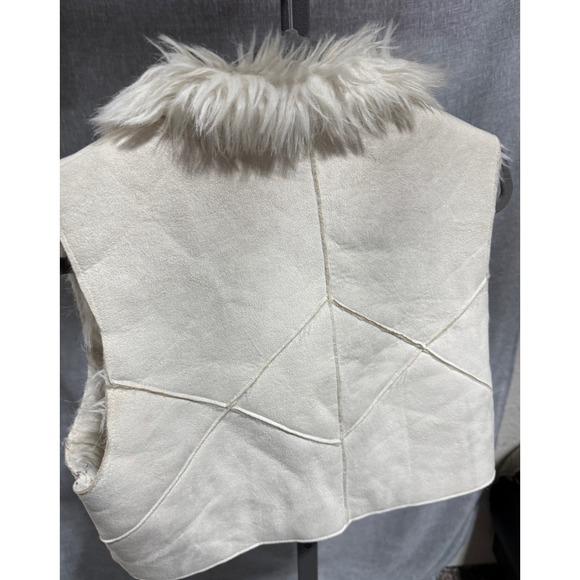 Papaya‎ Faux Fur Collar Vest Sleeveless Ivory Cream Toggle Closure - Picture 3 of 6